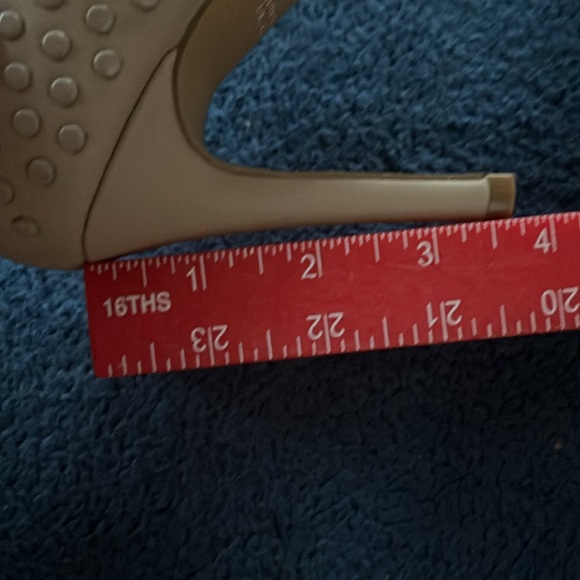 Sz 6 ⭐️ French Connection d’orsay heels — beige and studded - Picture 10 of 10